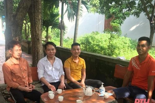 Tài xế taxi trả lại hơn 30 triệu đồng cho khách làm rơi trên xe