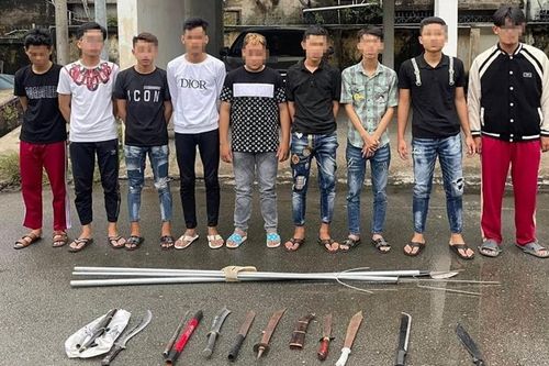 Khởi tố nhóm học sinh tham gia hỗn chiến tại TP Thủ Đức