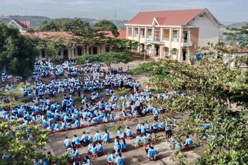 Nhiều trường THPT ở Đắk Nông 'quá tải'... tuyển sinh vào lớp 10