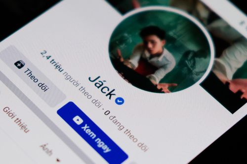 Facebook của Jack bị đổi tên thành Jáck