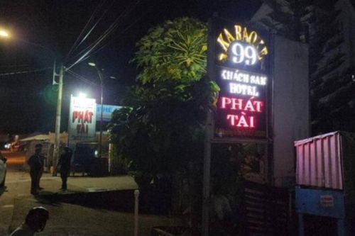 Bắt quả tang nhóm thanh niên 37 người tổ chức sử dụng trái phép ma túy