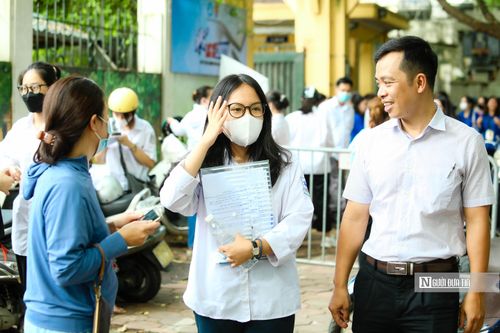 Hà Nội: Khắc phục học trái tuyến nhờ tuyển sinh trực tuyến