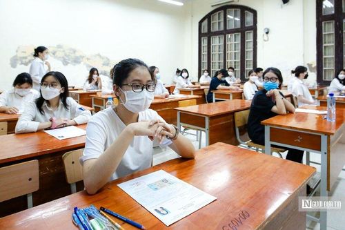 Bộ GD&ĐT: Không bắt buộc sử dụng trắc nghiệm trong kiểm tra Ngữ văn