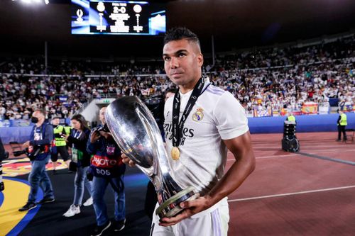 MU vung tiền mua Casemiro nhanh khó tin