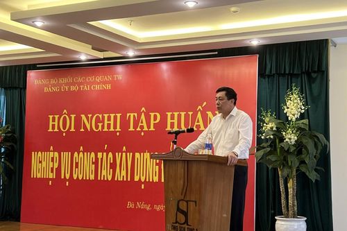 Hội nghị tập huấn công tác Đảng của Đảng ủy Bộ Tài chính thành công tốt đẹp