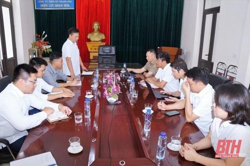 Công ty Điện lực Thanh Hóa và Nhà máy thủy điện Trung Xuân ký kết hợp đồng cung cấp các dịch vụ điện lực