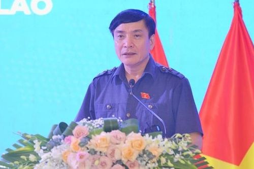 Bế mạc Hội thảo trao đổi kinh nghiệm giữa Văn phòng Quốc hội Việt Nam và Ban Thư ký Quốc hội Lào