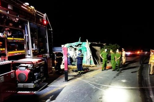 Làm rõ nguyên nhân tai nạn giao thông làm 4 người tử vong ở Thừa Thiên-Huế