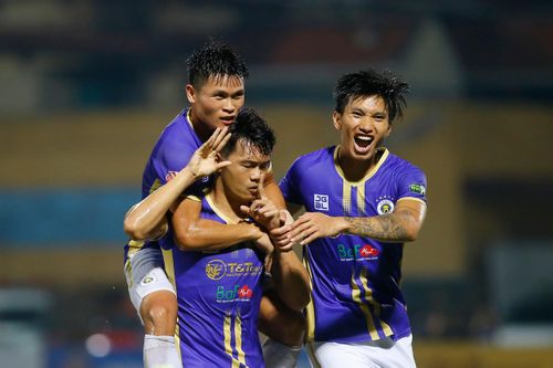 Trực tiếp bóng đá Bình Dương 0-3 Hà Nội FC vòng 13 V-League 2022