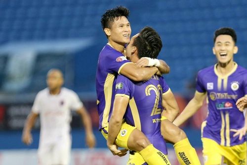 Thắng đậm Bình Dương, Hà Nội FC vô địch lượt đi V-League đầy ấn tượng