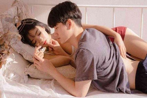 Khi nào đàn ông thăng hoa nhất, chị em nên biết để hâm nóng hạnh phúc gia đình