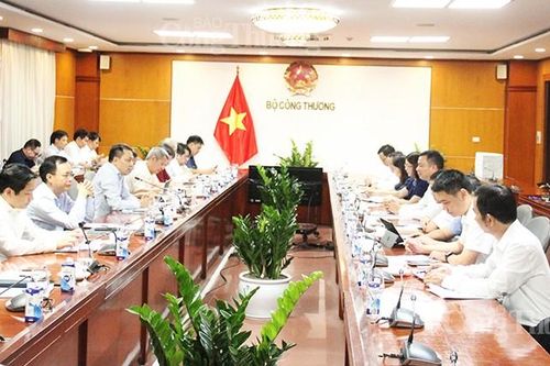 Bộ Công Thương tháo gỡ nhiều vấn đề 'nóng' cho tỉnh Sơn La