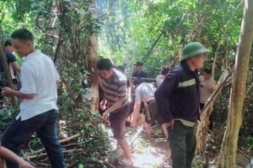 Chồng dùng súng tự chế bắn vợ tử vong