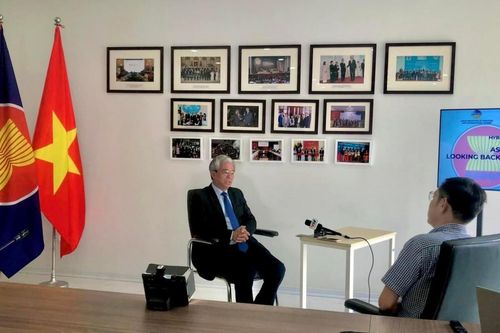 Đại sứ Phạm Quang Vinh: ASEAN hơn bao giờ hết phải tự mình mạnh lên!