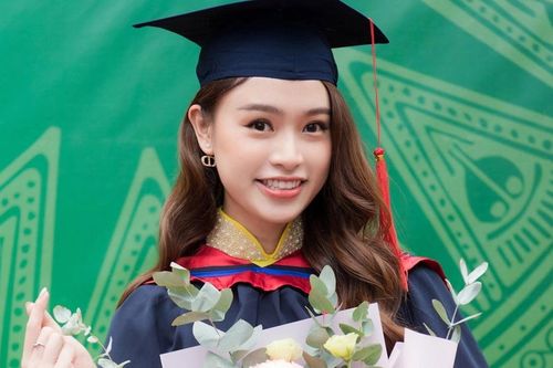 'Người đẹp Truyền thông' Hoa hậu Việt Nam 2016 tốt nghiệp Thạc sĩ loại xuất sắc