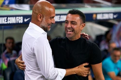 HLV Xavi và Guardiola bất phân thắng bại ở lần đầu chạm trán
