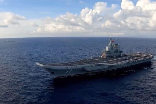 Tàu sân bay Trung Quốc huấn luyện tại Biển Đông
