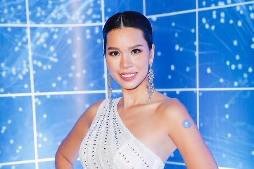 Siêu mẫu Hà Anh: Xuất thân danh giá, học vấn 'khủng' nhất nhì showbiz