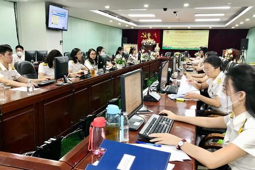 Cục Thuế Hà Nội giải đáp vướng mắc thủ tục hành chính thuế