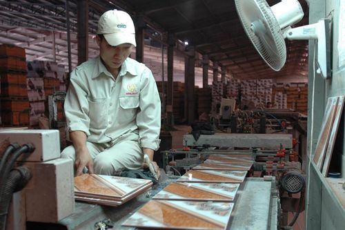 Thị trường vật liệu xây dựng: Chờ tín hiệu tích cực