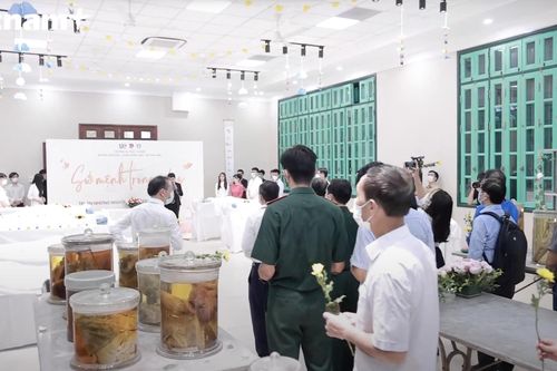 Xúc động lễ tri ân những người hiến thân mình cho Y học