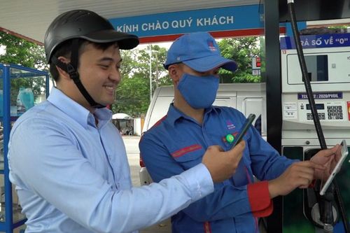 Tặng 10.000 đồng cho khách hàng thanh toán tiền xăng dầu qua VNPT Money