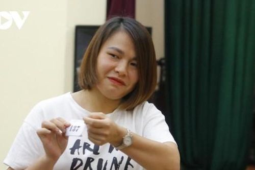 Phụ huynh nín thở bốc thăm suất vào học mầm non ở Hà Nội