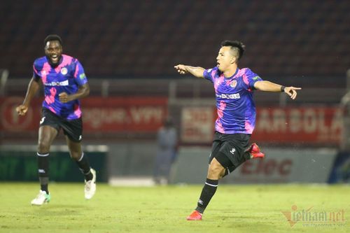 Video bàn thắng Sài Gòn 3-2 Hà Tĩnh: Rượt đuổi 'điên rồ'