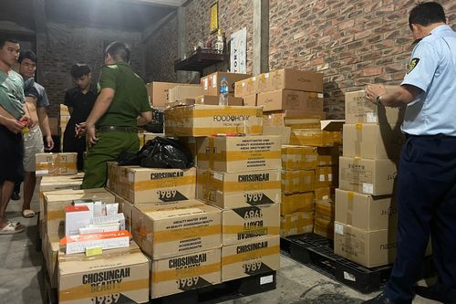 Phát hiện 41.500 sản phẩm mỹ phẩm Hàn Quốc nghi nhập lậu