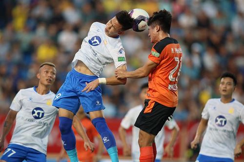 Nam Định cải thiện vị trí, Sài Gòn FC dứt mạch thất bại