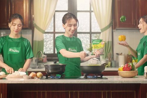 Hòa Minzy đồng hành Knorr truyền cảm hứng nấu ăn ngon tới phụ nữ Việt