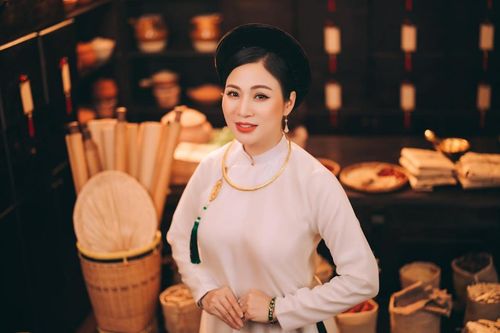 Nghệ sĩ Như Nguyệt và hành trình đưa ca dao, tục ngữ Việt Nam đến gần hơn với giới trẻ qua Tiktok