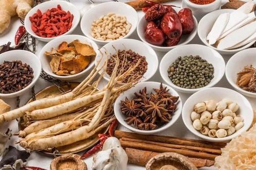 Hà Nội thu hồi 2 vị thuốc cổ truyền không đạt chất lượng
