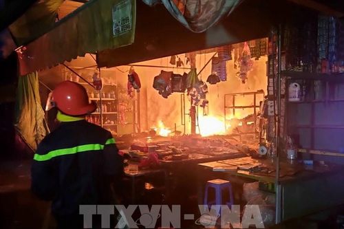 Đồng Tháp: Điều tra nguyên nhân vụ cháy tại Chợ Vĩnh Thạnh