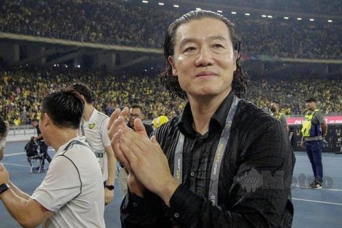 HLV tuyển Malaysia: Việt Nam là một trong những đội mạnh nhất AFF Cup