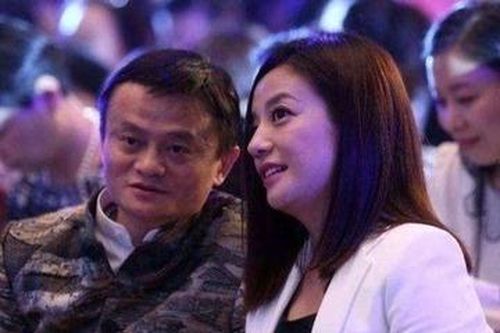 Jack Ma và các triệu phú Trung Quốc bị chê cười khi lấn sân showbiz