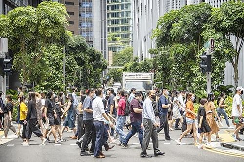 Giữ chân và thu hút nhân tài