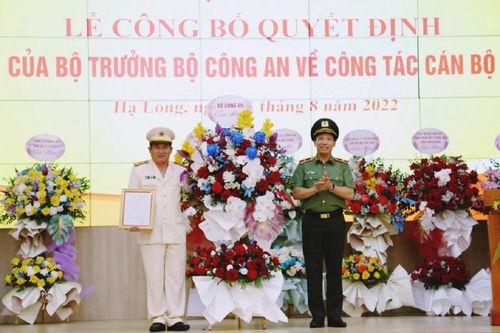 Đại tá Đinh Văn Nơi chính thức nhận nhiệm vụ Giám đốc Công an tỉnh Quảng Ninh