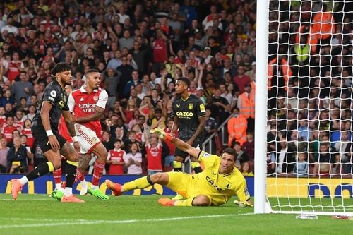 Arsenal giành chiến thắng 2-1 trước Aston Villa