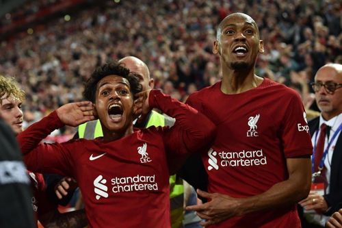 Liverpool ngược dòng nghẹt thở ở phút 90+8