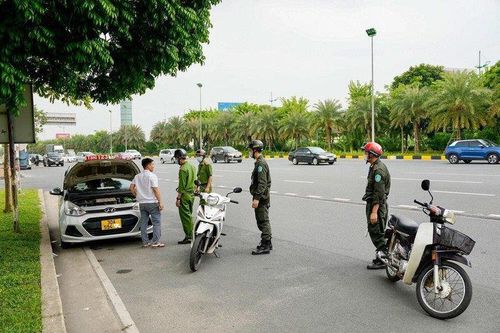 Tài xế taxi hành hung nhân viên an ninh hàng không