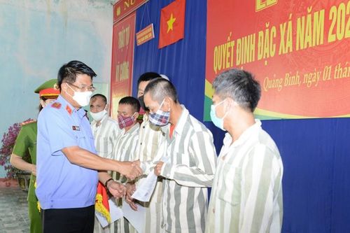 Công bố Quyết định đặc xá năm 2022 của Chủ tịch nước tại tỉnh Quảng Bình