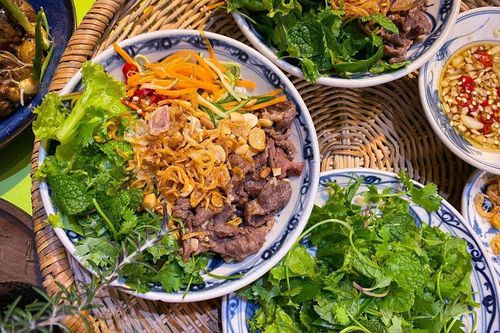 Bún bò Nam Bộ với mắm chua ngọt ngon khó cưỡng cho những ngày 'chán cơm'