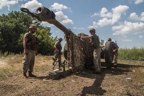 Tình hình Ukraine: Tổng thống Mỹ muốn chi tiền khẩn cấp, Nga nói Kiev tạo ảo tưởng cho phương Tây