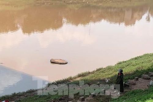 Lạng Sơn: Người đàn ông nhảy cầu tự tử