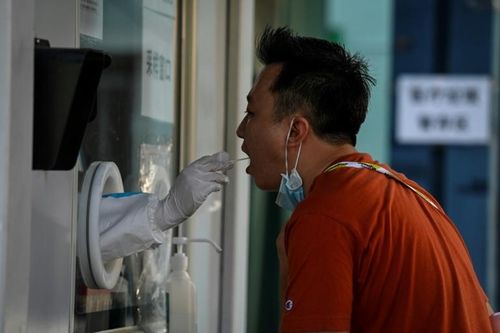 Trung Quốc gia hạn phong tỏa thành phố 21 triệu dân