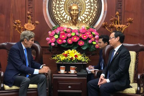 Ông John Kerry: Thế giới còn 8 năm để cắt giảm khí CO2