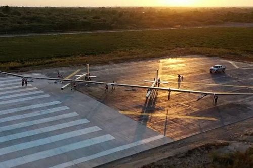 Trung Quốc thử thành công UAV cỡ lớn chạy bằng năng lượng Mặt Trời