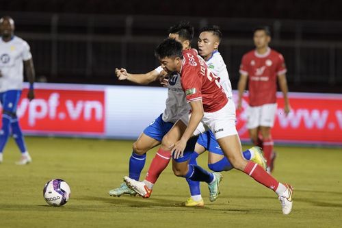 Nam Định đánh bại Thành phố Hồ Chí Minh trong 'trận cầu 6 điểm'
