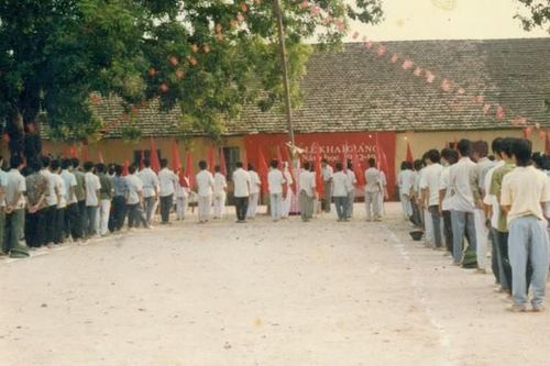 Ngày đầu tiên đi học
